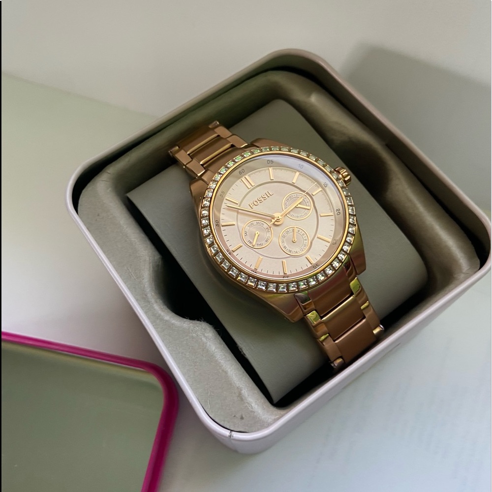 women’s gold fossil watch $120 OBO